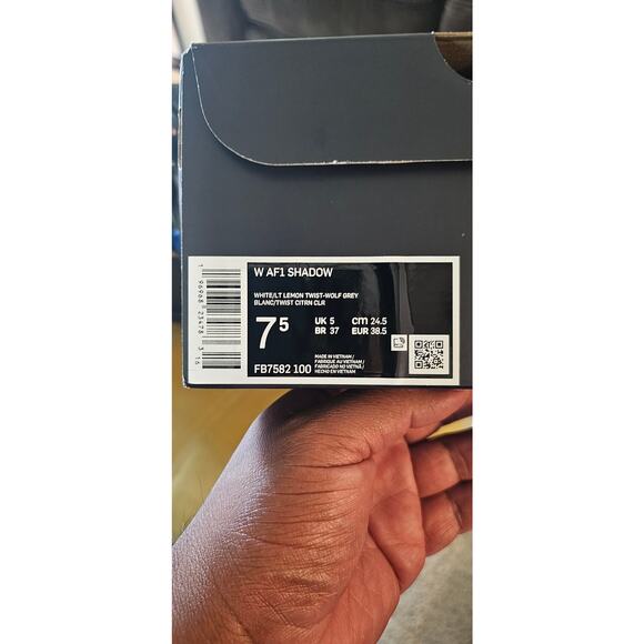 Nike Air Force 1 Shadow Woman's Size 7.5
New in Box/ White/Lemon Twist/ Grey - Picture 5 of 9